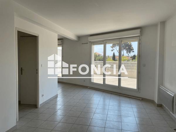 Location Appartement 2 pièces 48.89 m² - 26 AVENUE COROT Marseille 13013