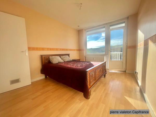 T4 lumineux 83m2 avec garage-Double séjour-2 chambres-138000€