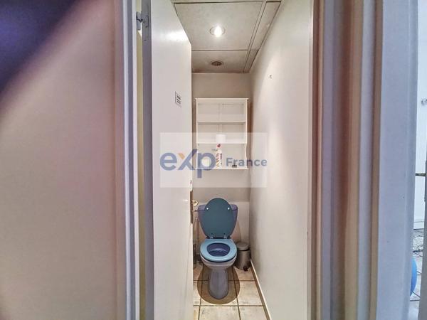 À LOUER – LOCAL COMMERCIAL / PROFESSIONNEL