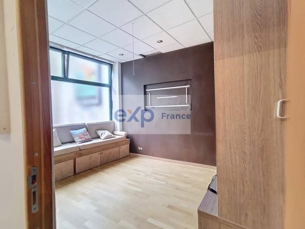 À LOUER – LOCAL COMMERCIAL / PROFESSIONNEL