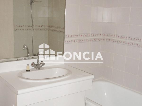 Location Appartement 2 pièces 48.84 m² - 5 RUE DU MONT Rouen 76000