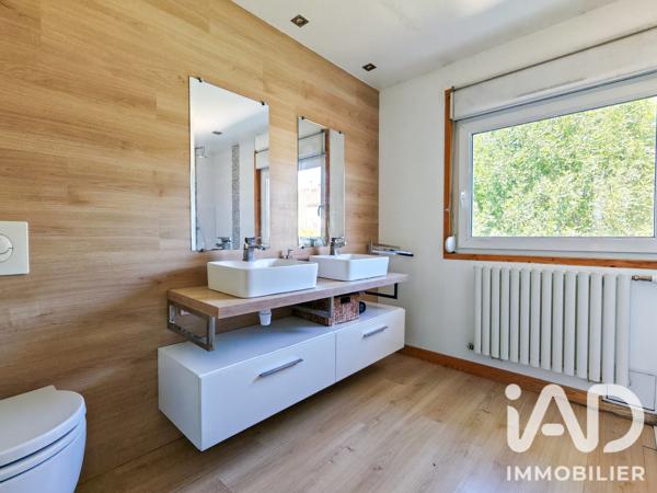 Maison à vendre 7 pièces 167 m² Lozanne