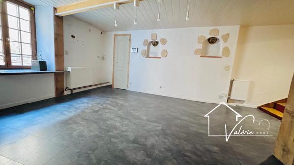 Maison de caractère au cœur du village médiéval de Blesle