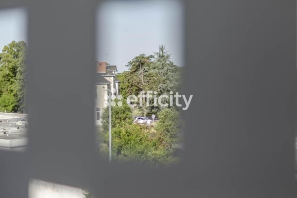 Appartement
         3 pièces
        - 67 m² 345 000 € *