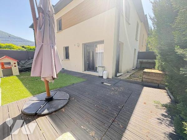 Proche douane Gaillard