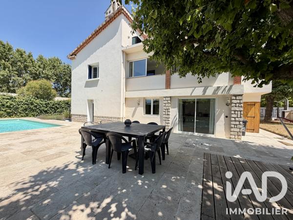 Maison à vendre 8 pièces 217 m² Aix-en-Provence