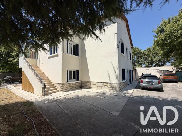 Maison à vendre 8 pièces 217 m² Aix-en-Provence