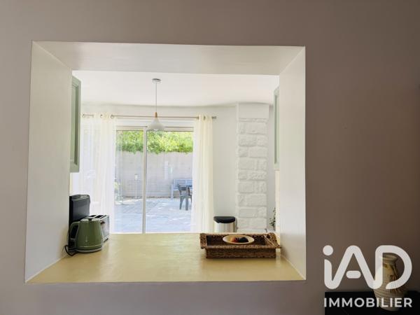 Maison à vendre 8 pièces 217 m² Aix-en-Provence