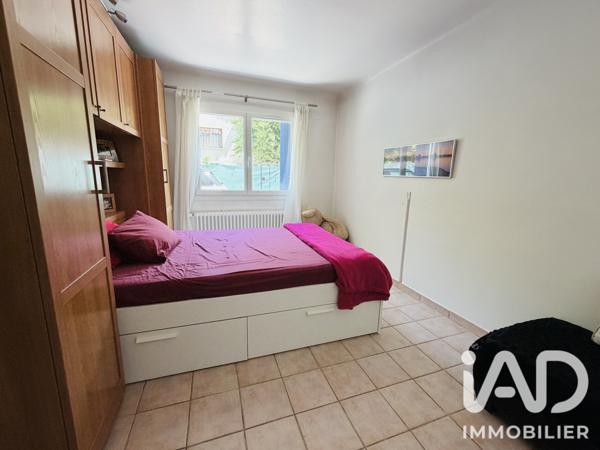 Maison à vendre 8 pièces 217 m² Aix-en-Provence
