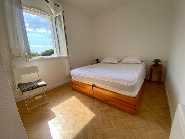 MAISON LUMINEUSE AU CALME A SEULEMENT 200 M DE LA MER ET DES UNIVERSITES !