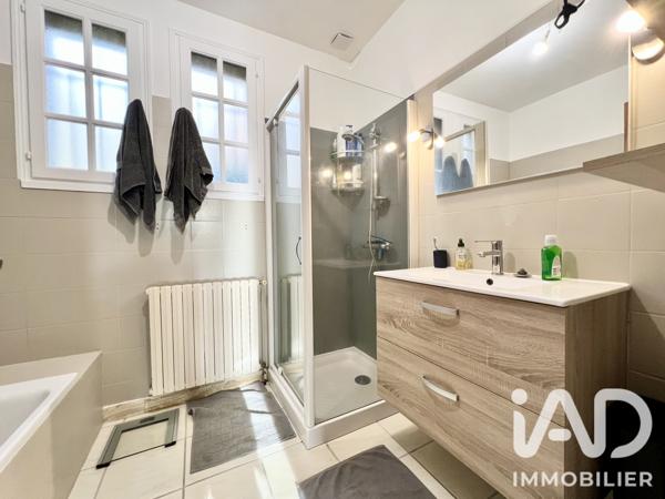 Location maison 7 pièces 235 m² Saint-Junien