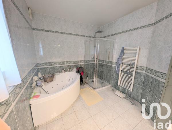 Maison à vendre 5 pièces 154 m² Vacqueyras