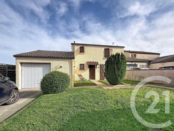 Maison à vendre  5 pièces - 105 m 2   VARENNES SUR ALLIER  - 03