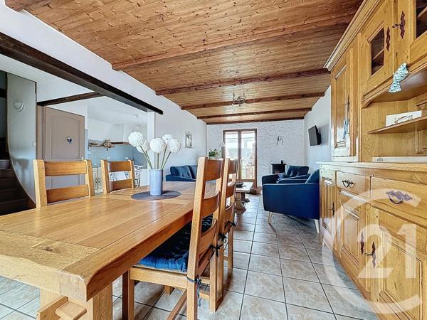 Maison à vendre  5 pièces - 105 m 2   VARENNES SUR ALLIER  - 03