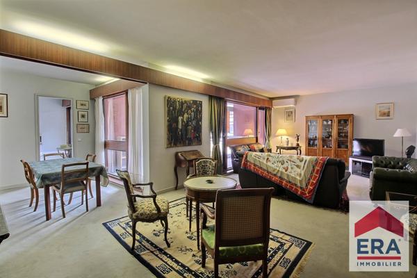 Appartement à Orange 164m2 - Résidence de standing - Centre ville