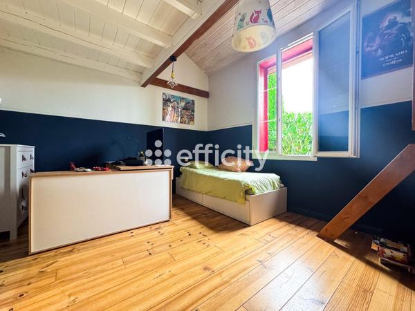 Maison 7 pièces - 208 m²