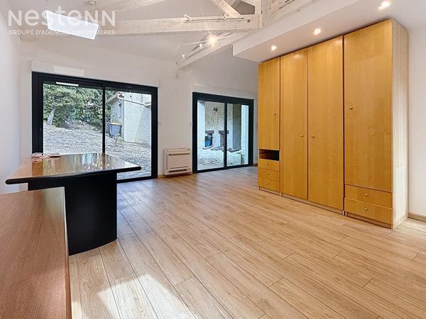 Villa 7 pièces de 205m2 à Gareoult