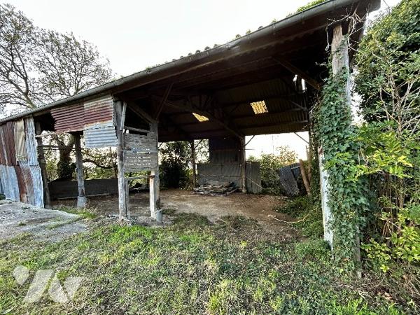 Terrain à bâtir avec vue exceptionnelle - Rare a la Vente !