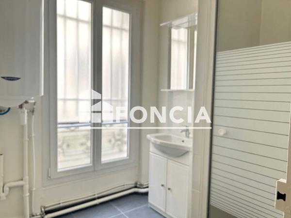 Location Appartement 2 pièces 67.7 m² - 58 AVENUE DES GOBELINS Paris 75013