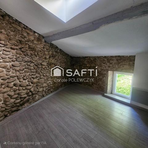 BELLE MAISON DE VILLE