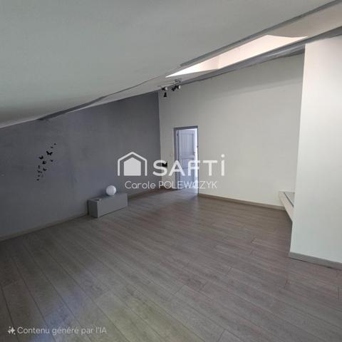 BELLE MAISON DE VILLE