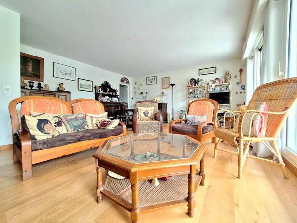 Appartement 4 pièce(s) 3 chambre(s) 99 m²