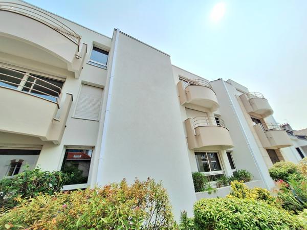 Appartement 4 pièce(s) 3 chambre(s) 99 m²