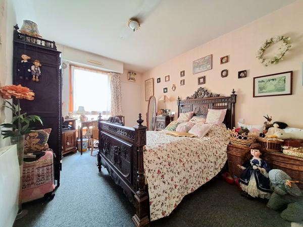 Appartement 4 pièce(s) 3 chambre(s) 99 m²