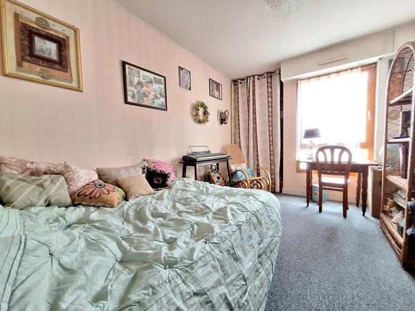 Appartement 4 pièce(s) 3 chambre(s) 99 m²