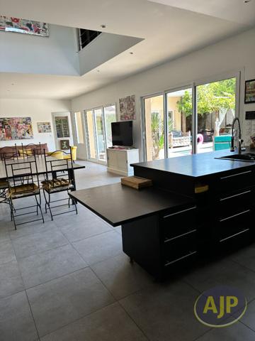 Vente maison Lege Cap Ferret : 890 000 € - AJP Immobilier Lège-Cap-Ferret