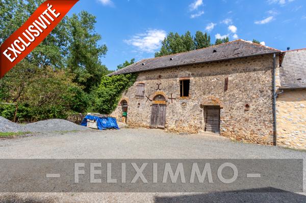 Grange en pierre à rénover avec plus d'un hectare de terrain – Environnement campagne