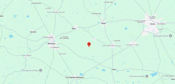 Grange en pierre à rénover avec plus d'un hectare de terrain – Environnement campagne