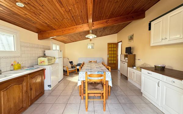 Maison à vendre    3 pièces •  Saint-Palais-sur-Mer