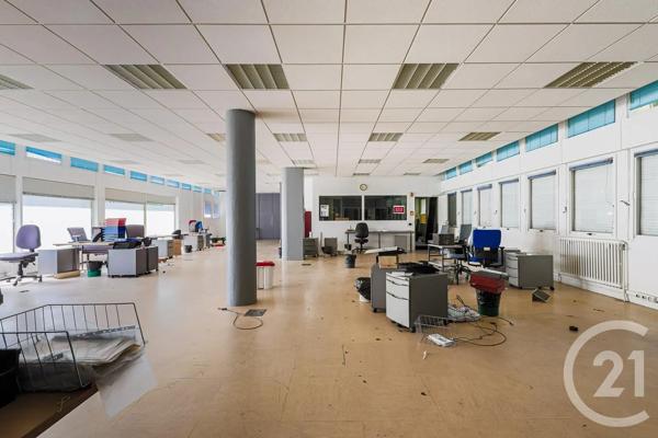 Immeuble à vendre  718,66 m 2   GRENOBLE  - 38