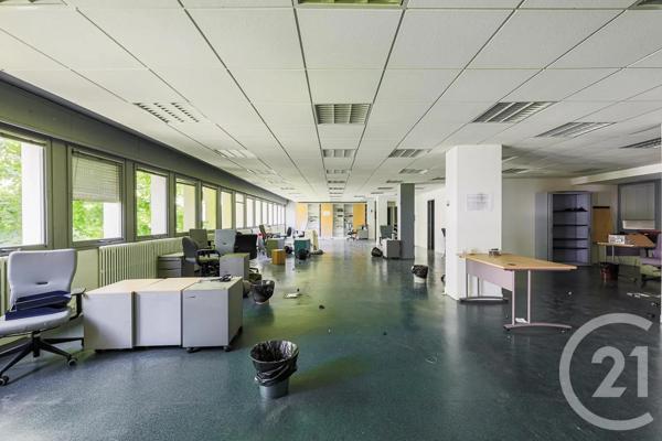 Immeuble à vendre  718,66 m 2   GRENOBLE  - 38