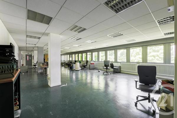 Immeuble à vendre  718,66 m 2   GRENOBLE  - 38
