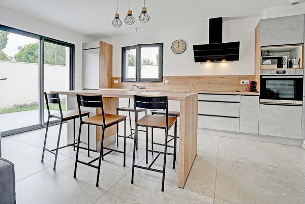 Neuville-sur-Saône (69250) Maison F5 récente DPE A