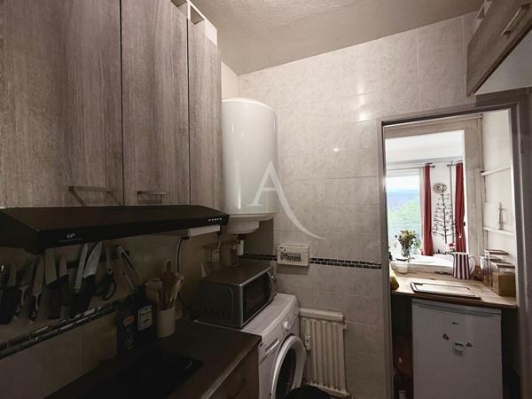 Pau quartier Trespoey appartement T1 bis balcon et cave