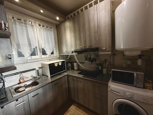 Pau quartier Trespoey appartement T1 bis balcon et cave