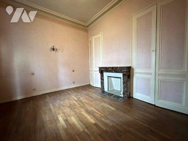 Immeuble de rapport, à ROUEN (76000), d'une surface habitable totale d'environ 173 m², Proche d...