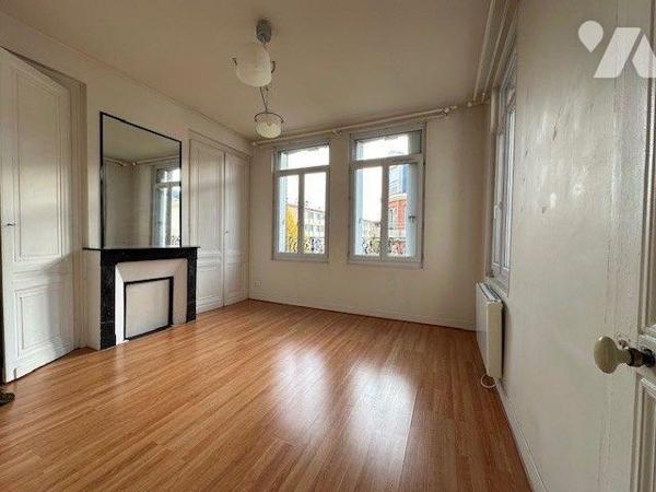 Immeuble de rapport, à ROUEN (76000), d'une surface habitable totale d'environ 173 m², Proche d...