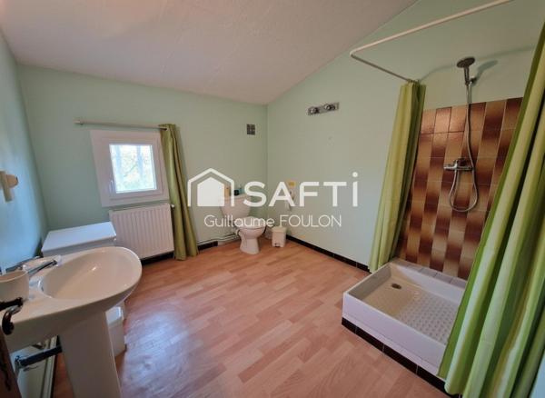 Une maison chaleureuse et lumineuse