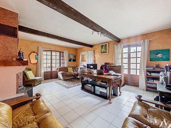 Maison spacieuse 2 appartementss à vendre à Salignac - Réf 1440