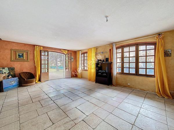 Maison spacieuse 2 appartementss à vendre à Salignac - Réf 1440