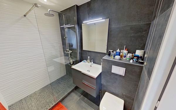 Appartement à vendre    4 pièces • 105 m2 Lyon 3