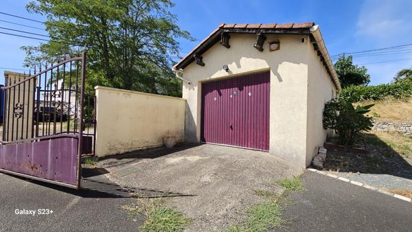 PAVILLON DE PP AVEC PISCINE