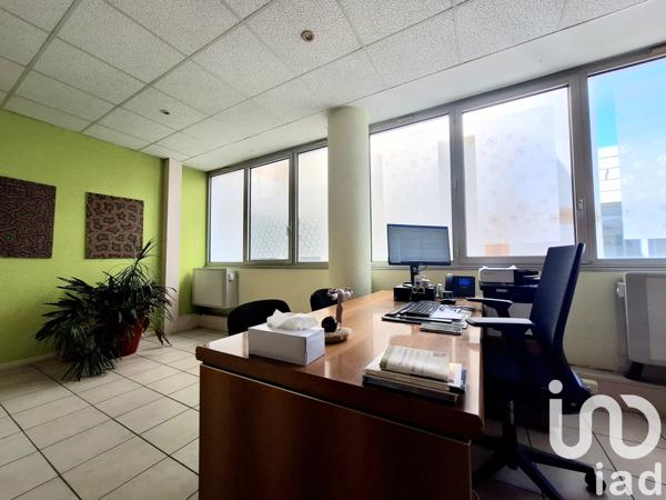 Immeuble à vendre 3 pièces 69 m² Nîmes-Saint-Césaire