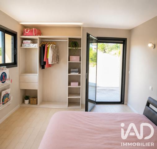 Maison à vendre 10 pièces 244 m² Figeac