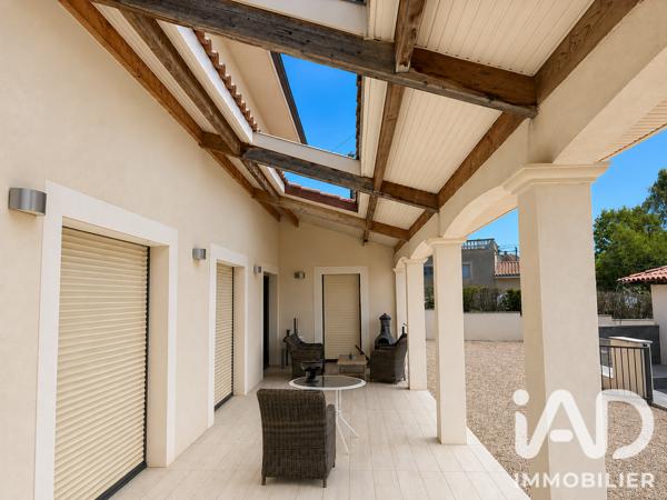 Maison à vendre 10 pièces 244 m² Figeac