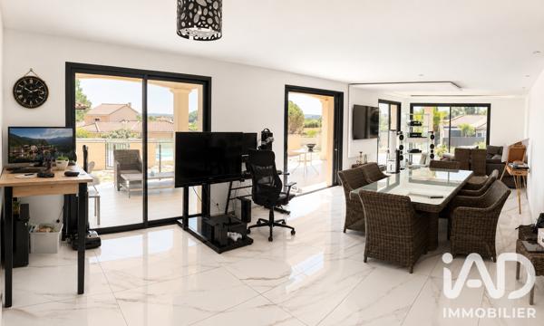 Maison à vendre 10 pièces 244 m² Figeac